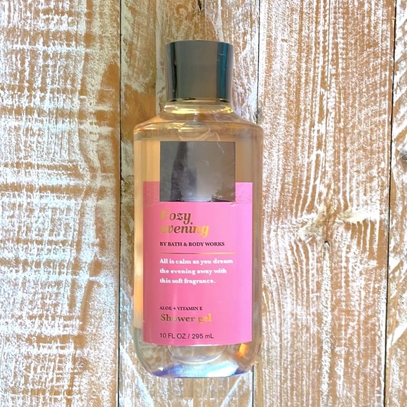 BBW🌌Cozy Evening Shower Gel🌌NWT - Picture 2 of 3